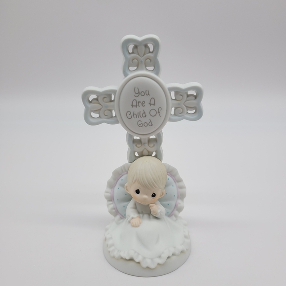 Precious Moments Angel Figurine with Cross Child Of God - Picture 1 of 6